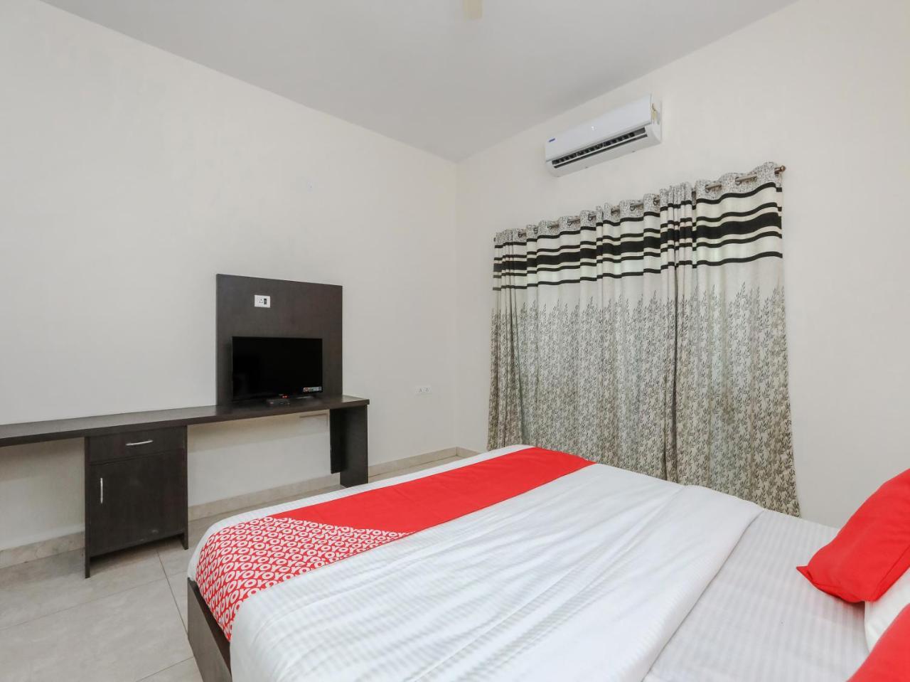Oyo 22211 Shree Ankanatheshwara Residency Hotell Nanjangud Exteriör bild