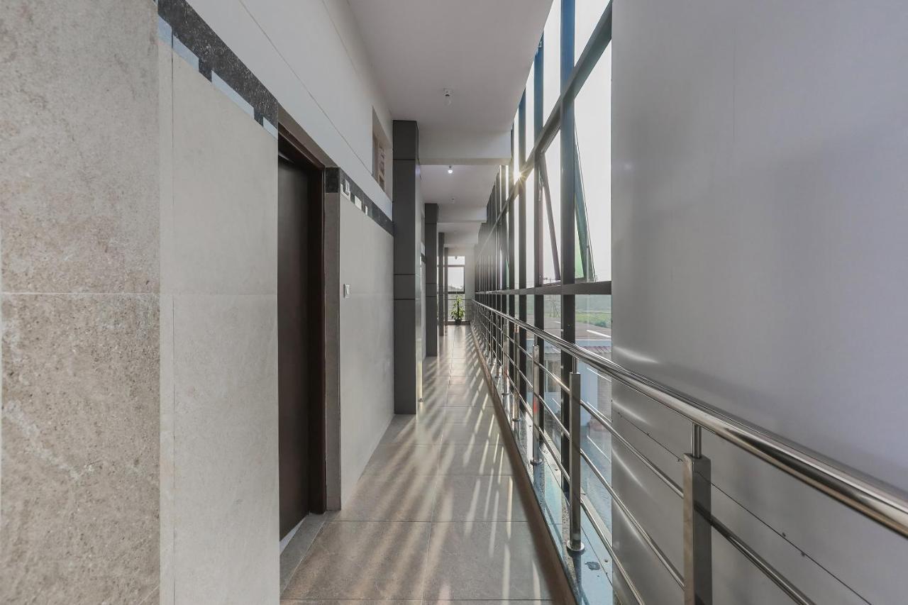 Oyo 22211 Shree Ankanatheshwara Residency Hotell Nanjangud Exteriör bild